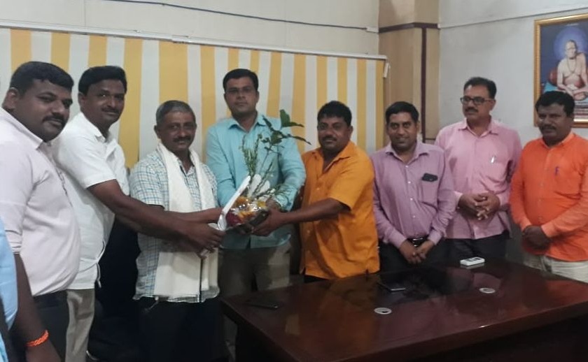 The selection of Deepak Marathe as the brand ambassador of Bhadgaon Municipal Corporation | भडगाव पालिकेचे ब्रॅण्ड अ‍ॅम्बेसेडर म्हणून दीपक मराठे यांची निवड