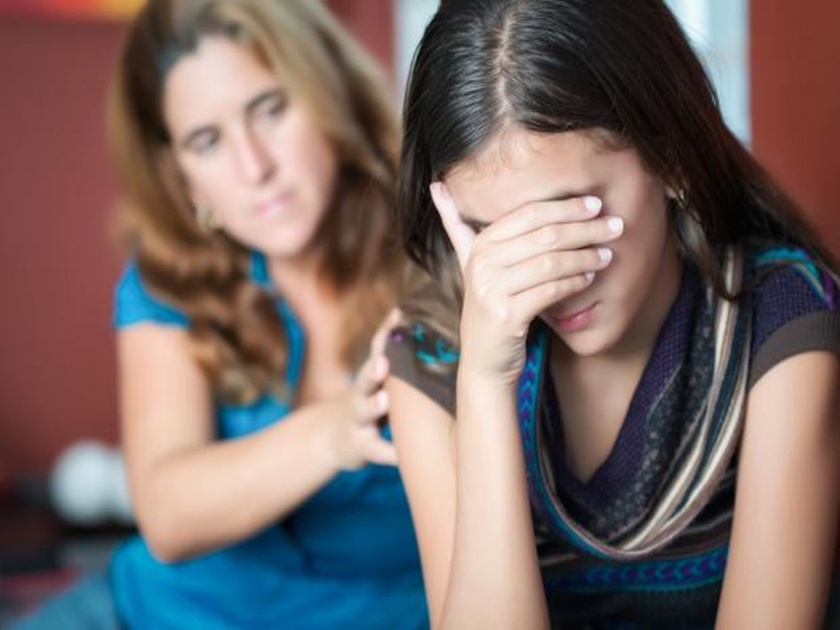 Symptoms of depression in youngsters | तरूणांमध्ये वाढली आहे डिप्रेशनची समस्या, 'अशी' असतात लक्षणे!
