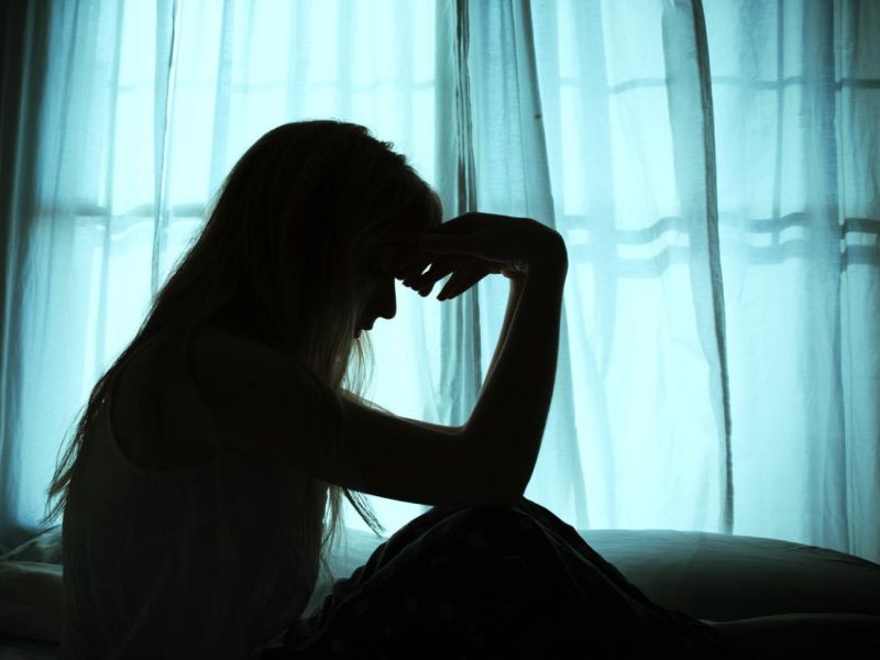 Health Tips : 5 Depression Symptoms You Shouldn’t Ignore | ही आहेत डिप्रेशनची ६ लक्षणे, आनंदी राहूनही येत नाहीत लक्षात!