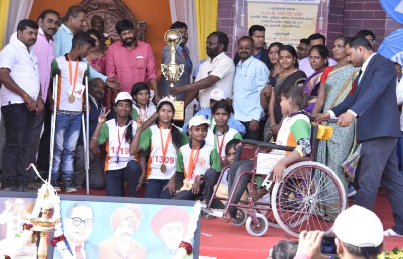 Amravati, Osmanabad, Nagpur won in handicap competition | दिव्यांग क्रीडा स्पर्धेत अमरावती, उस्मानाबाद, नागपूर संघ अजिंक्य