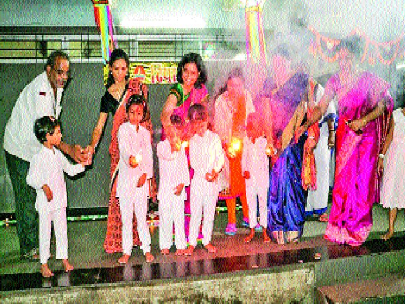  Organized by Ananya, Diwali, Shaniwar Peth, Mehunpura Public Ganeshotsav Mandal | अनाथ, वंचितांच्या दारी आनंदमय दिवाळी, शनिवार पेठ मेहुणपुरा सार्वजनिक गणेशोत्सव मंडळातर्फे आयोजन