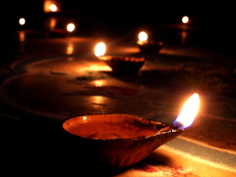 Youth's determination for a firecracker-free Diwali this year; Padva will be planted | तरुणाईचा यावर्षी फटाकेमुक्त दिवाळीचा निर्धार; पाडव्याला करणार वृक्षारोपण