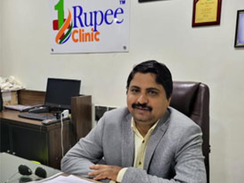 Dr. of One Rupee Clinic. Rahul Ghule's suicide attempt | वन रुपी क्लिनिकचे डॉ. घुले यांचा आत्महत्येचा प्रयत्न; मानसिक त्रासामुळे उचलले टोकाचे पाऊल