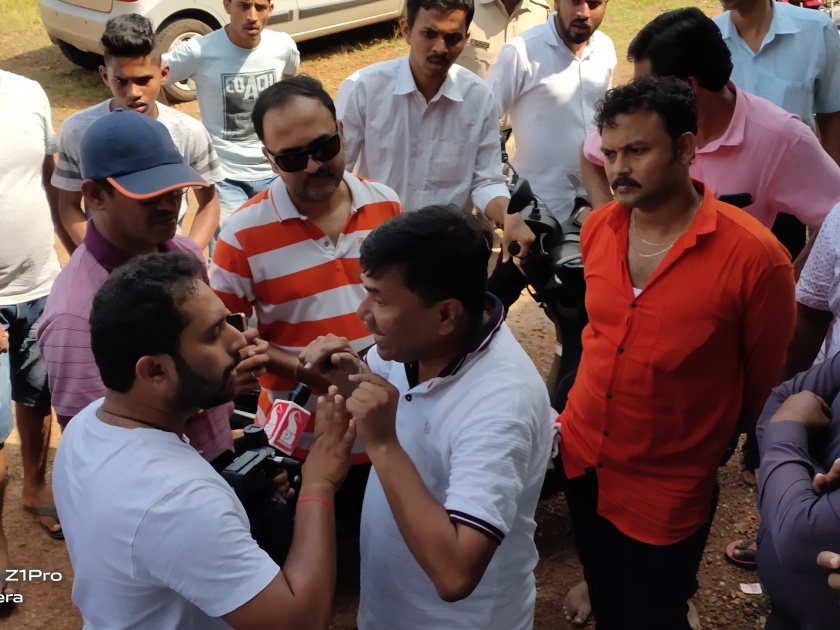 Dodamarg youth says 'We Want Goa' | दोडामार्गमध्ये ‘वुई वॉण्ट गोवा’च्या घोषणा