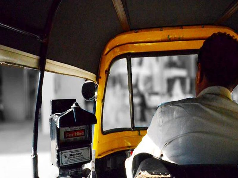 Rickshaw driver in addiction with lottery, gambling; taking loan of heavy interest | रिक्षाचालक मटका, लॉटरीच्या नादी; होताहेत कर्जबाजारी