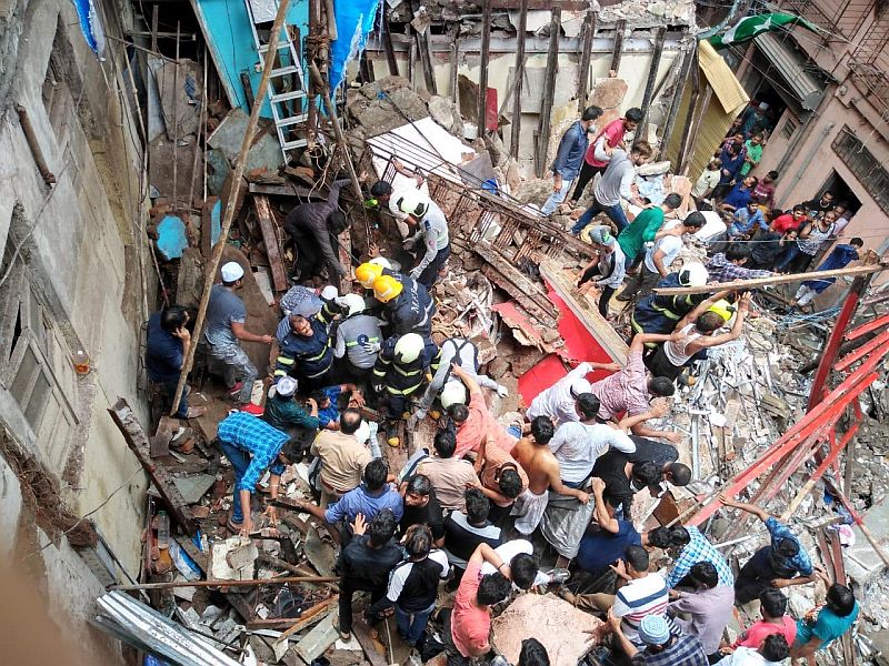 Mumbai Dongri Building Collapsed : Death toll, 12 killed, 9 injured | Mumbai Dongri Building Collapsed : इमारत दुर्घटनेत 13 ठार तर 10 जखमी