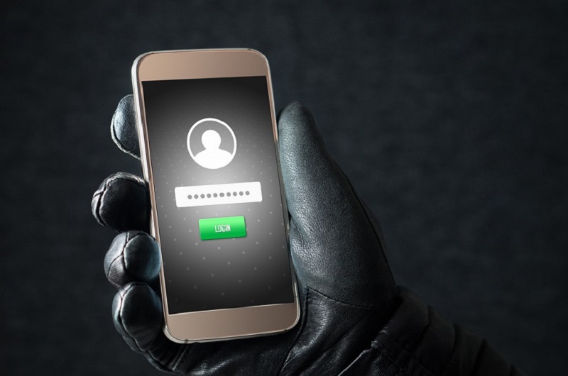 Oracle Exposes “DrainerBot” Mobile Ad Fraud Operation | सावधान ! तुमचा मोबाईल डेटा चोरी होतोय ...