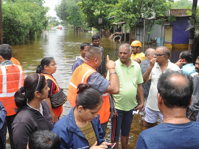 Kolhapur flood - District records average rainfall of 2119.34 rains so far | कोल्हापूर पूर -जिल्ह्यात आतापर्यंत सरासरी 2119.34 पावसाची नोंद