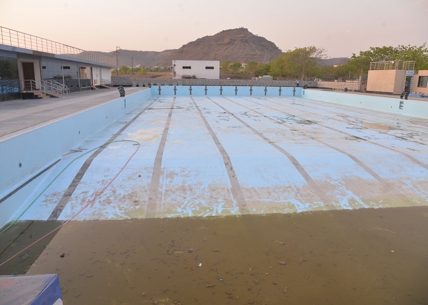 The work of 'Sai' Center's state-of-the-art swimming pool is in progress | ‘साई’ केंद्राच्या अत्याधुनिक जलतरण तलावाचे काम प्रगतिपथाकडे