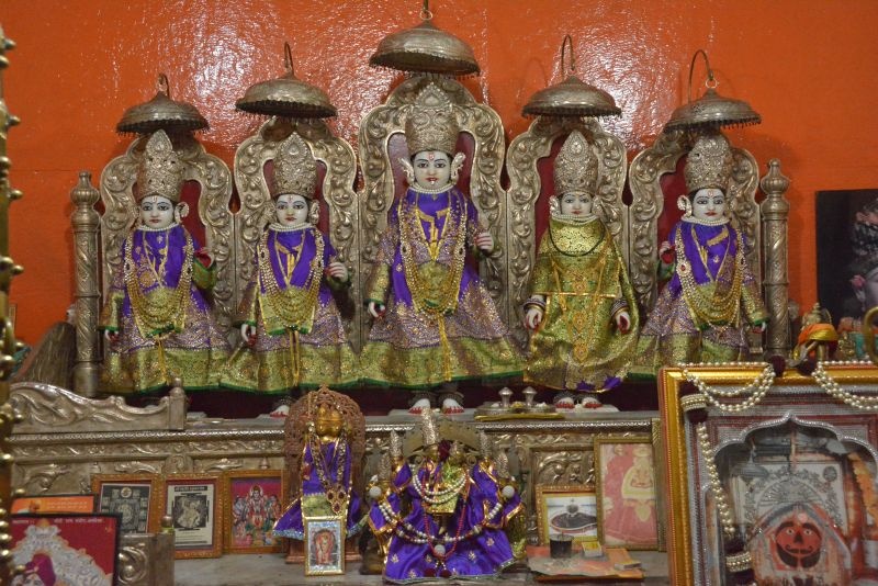 Today Ramnavami: Poojan to be ordained; Big Ram Gate closed for devotees! | आज रामनवमी : विधीवत होणार पूजन; भाविकांसाठी मोठे रामद्वार बंद !