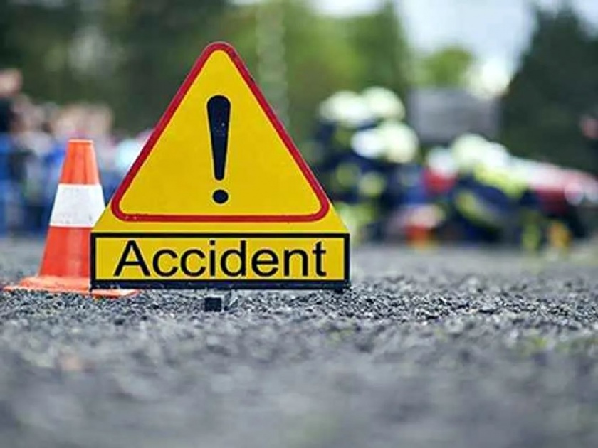 Bike rider killed in collision with speeding car, driver absconding | भरधाव कारच्या धडकेत दुचाकीस्वार ठार, कारचालक फरार