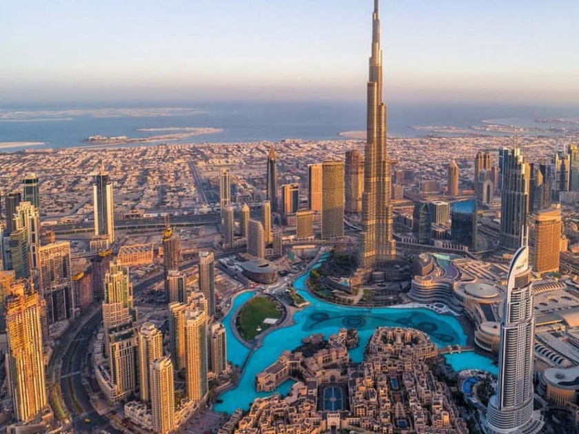 UAE Exempts visa fee for tourists aged 18 and under between July 15 to September 15 | आता दुबईला फिरायला जाणं झालं स्वस्त, ऑफर लिमिटेड...लगेच करा प्लॅन!