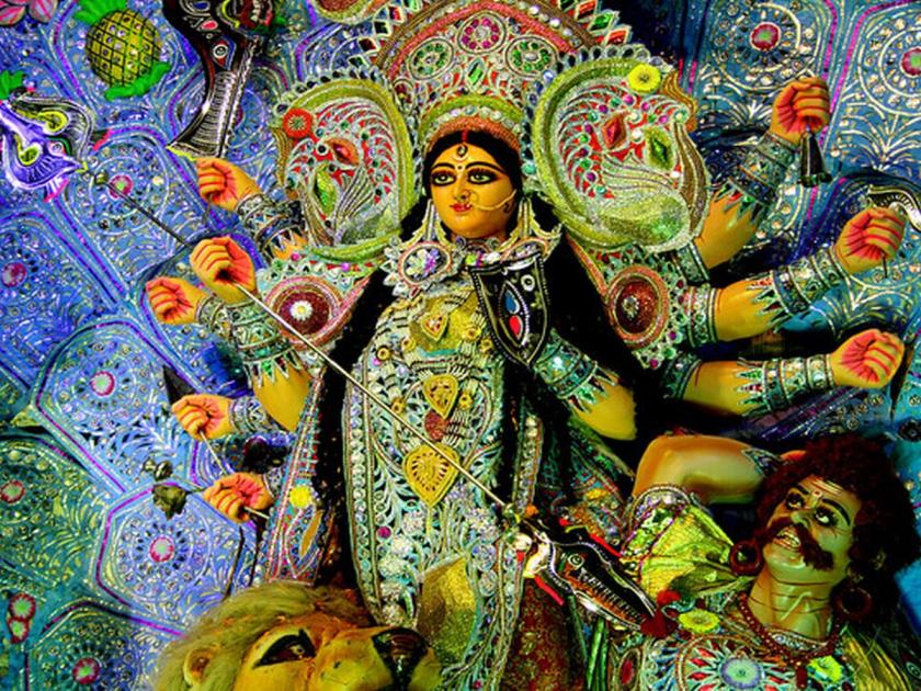 Passionate worship of Lakshmi; But still waiting for blessings.. | लक्ष्मीची मनोभावे पूजा; पण अजूनही आशीर्वादाची प्रतीक्षा..