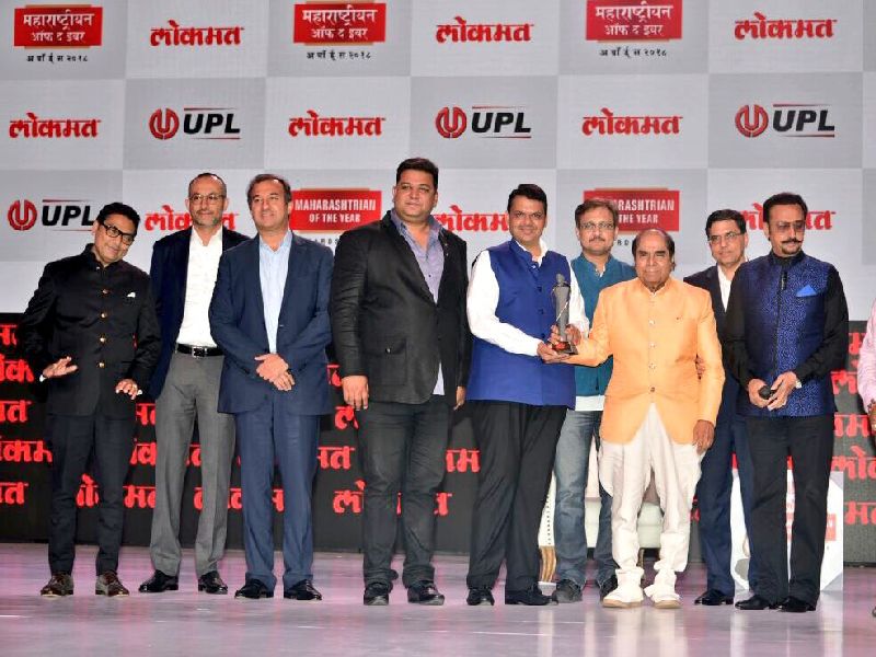 Lokmat Maharashtrian Of The Year Award 2018 Lifetime achievement award Category Winner d y patil | LMOTY 2018: शिक्षणमहर्षी डॉ. डी. वाय पाटील यांना 'लोकमत'चा जीवनगौरव पुरस्कार