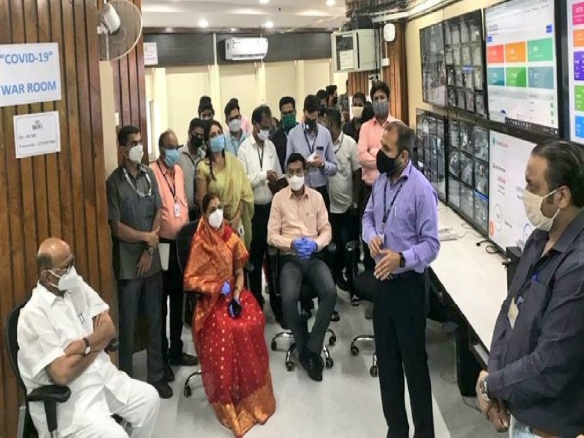 No doctors, no nurses, no medicines; Sharad Pawar displeasure over condition of Jumbo Covid Center | डॉक्टर नाहीत, नर्स नाहीत, औषधे नाहीत; जम्बो कोविड सेंटरच्या तक्रारीवर शरद पवारांची नाराजी