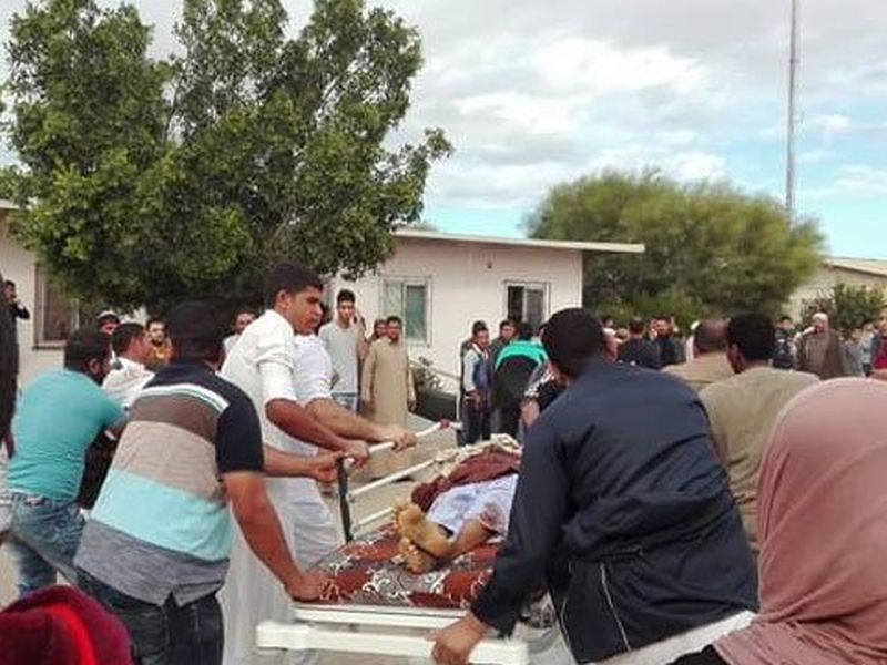 85 killed and 80 injured in mosque attack in Egypt | इजिप्तमध्ये मशिदीवर झालेल्या हल्ल्यात 235 ठार, 100 जखमी