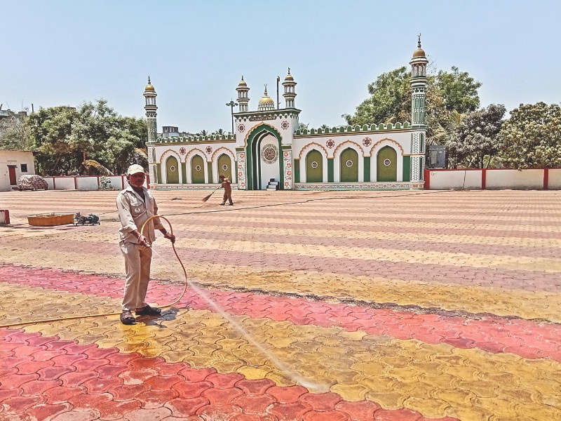 Idgah grounds in the city are ready Group prayers preparation for Ramadan Eid in Pimpri Chinchwad complete | शहरातील इदगाह मैदान सज्ज; सामुहिक नमाजपठण, पिंपरी चिंचवडमध्ये रमजान ईदची तयारी पूर्ण