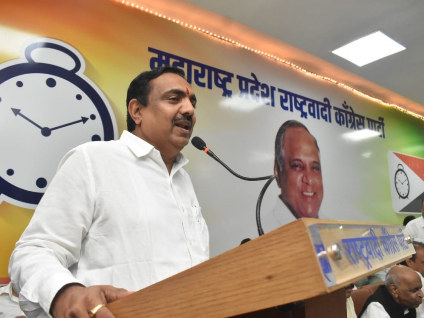 Maharashtra Election, Maharashtra Government: 'We will recruit merit not by mega recruitment only by asking party loyalists Says Jayant Patil | Maharashtra Government: 'पक्षातील निष्ठावंतांना विचारुनच आम्ही मेगाभरती नव्हे तर मेरीट भरती करू' 