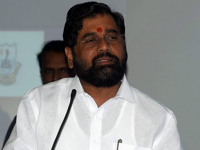 Maharashtra elections 2019: 'Uddhav Thackeray asserts as CM; Make the right decision at the right time Says Eknath Shinde | महाराष्ट्र निवडणूक २०१९: 'उद्धव ठाकरे मुख्यमंत्रिपदावर ठाम; योग्य वेळी योग्य निर्णय घेणार'