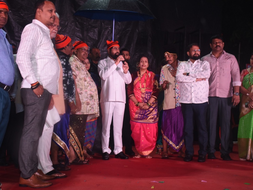 Koli Festival thane cm eknath shinde attended | ऐन पावसात यदांचा रंगला कोळी महोत्सव, एकनाथ शिंदे यांनी लावली उपस्थिती