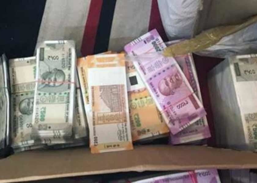 Maharashtra Assembly Election 2019: 1 crore Cash seized in Nagpur | Maharashtra Assembly Election 2019 : नागपुरात  १ कोटीवर रोख रक्कम जप्त