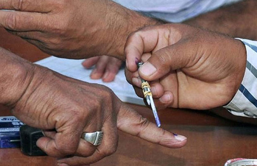 Solapur Lok Sabha elections increased by 1.31 lakh voters | सोलापूर लोकसभा निवडणुकीत १ लाख ३१ हजार मतदार वाढले
