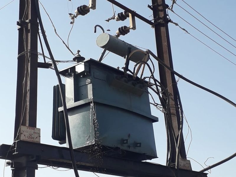 Theft of electrical rohit boxes in Indiranagar | नाशिकच्या इंदिरानगरमधील विद्युत रोहित्रांच्या पट्यांची चोरी