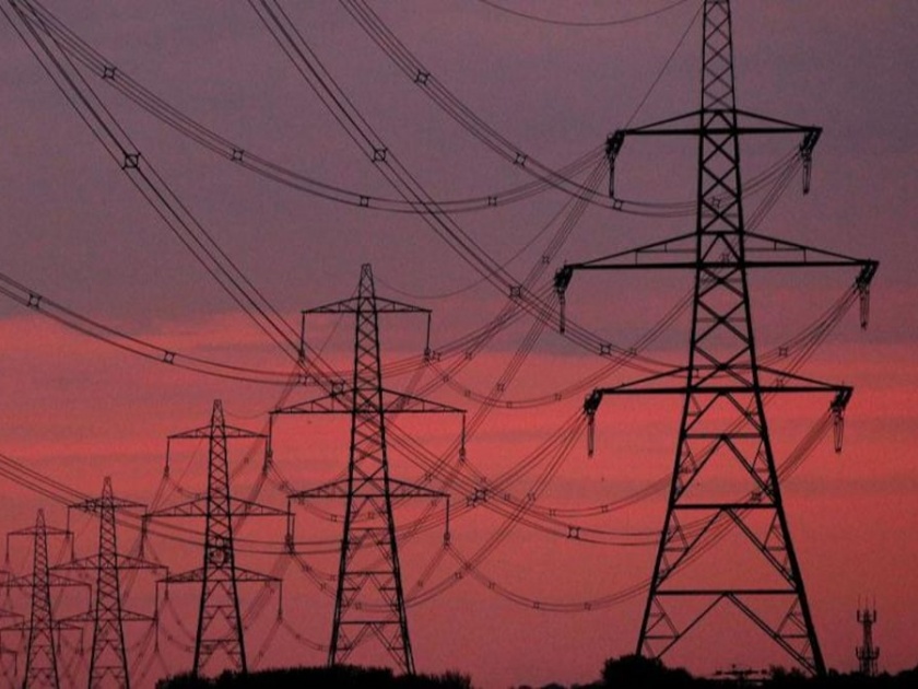 state level indefinite strike of the contract employees of the three electricity companies has started | तिन्ही वीज कंपन्यांमधील कंत्राटी कर्मचाऱ्यांचा राज्यस्तरीय बेमुदत संप सुरू!