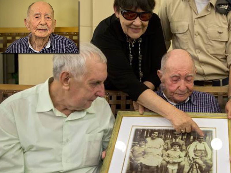 102-Year-Old Survivor Reunites With Newly Discovered Nephew | होलोकास्टमधून वाचलेल्या 102 वर्षांच्या आजोबांना प्रथमच पुतण्या भेटतो तेव्हा....