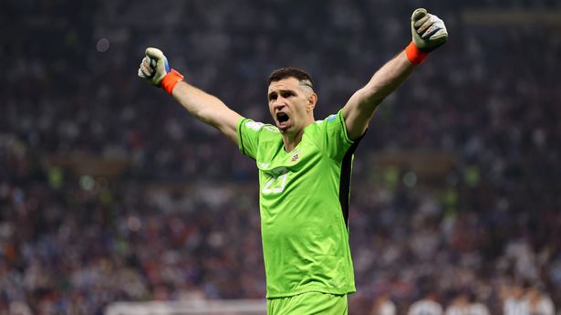 emiliano martinez real hero of fifa world cup 2022 victory | विश्वविजयाचा ‘नायक’!