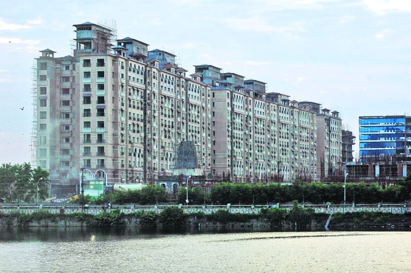 Empress City flat Buyer's rushed to National Consumer Commission | एम्प्रेस सिटी सदनिका खरेदीदारांची राष्ट्रीय ग्राहक आयोगात धाव