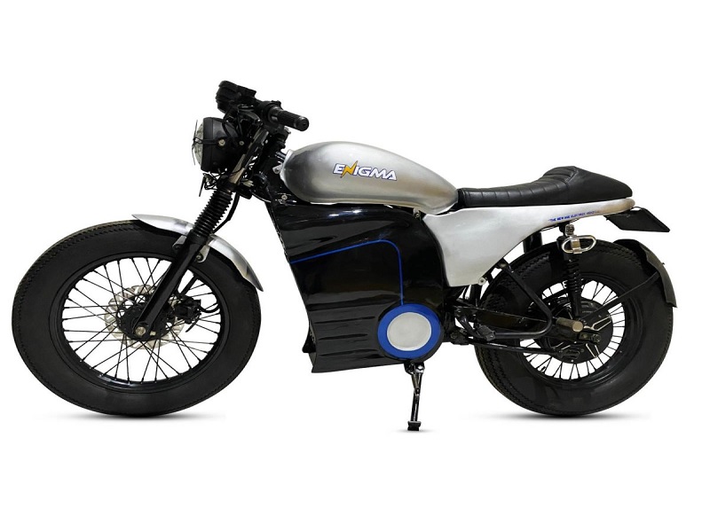 Enigma starts bookings for Cafe Racer EV bike Know its features detailslaunch date diwali | देशात सुरू झालं 'या' पॉवरफुल Electric Bike चं बुकिंग; देते 140Km ची Driving Range
