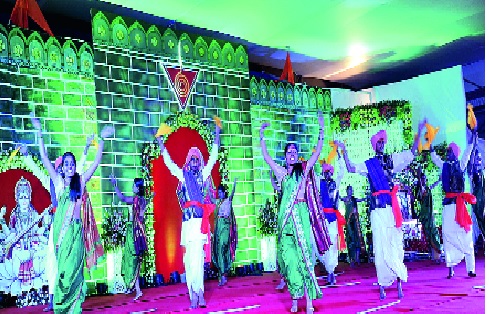 International Mahalakshmi opens in Diwali Pooja, presence of devotees abroad; organizing Shri Mataji Nirmaldevi Sahyogyog Trust | आंतरराष्ट्रीय महालक्ष्मी दिवाळी पूजेस प्रारंभ परदेशातील भक्तांची उपस्थिती : श्री माताजी निर्मलादेवी सहजयोग ट्रस्टचे आयोजन
