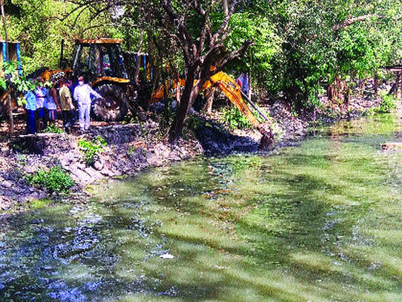  Removed sludge from Nerul sewage treatment plant; Get rid of the stench of citizens | नेरूळ मलप्रक्रिया केंद्रातील गाळ काढला; नागरिकांची दुर्गंधीपासून सुटका