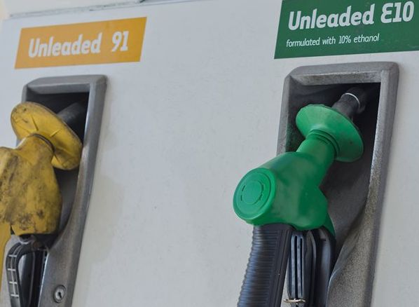 7 percent ethanol to be stored in petrol | पेट्रोलमध्ये जिरणार ७ टक्के इथेनॉल