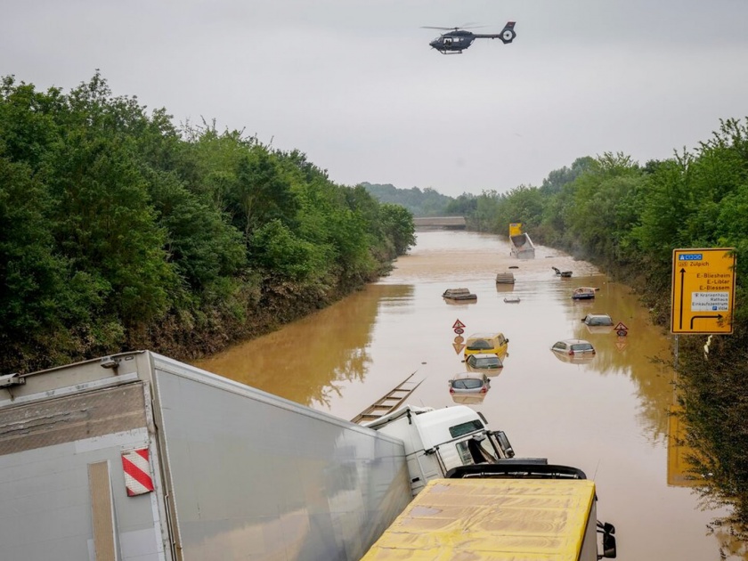 heavy rain and floods killed 125 people germany and belgium | युरोपमध्ये मुसळधार; पुरामुळे १२५ जणांचा मृत्यू