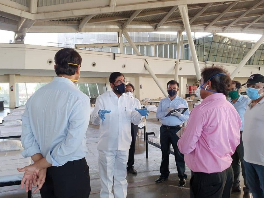 Coronavirus: Kovid Hospital under construction at CIDCO Exhibition Center in Vashi; Guardian Minister inspects | Coronavirus: वाशीतील सिडको प्रदर्शन केंद्रात कोविड रुग्णालयाचे काम सुरू;पालकमंत्र्यांकडून पाहणी