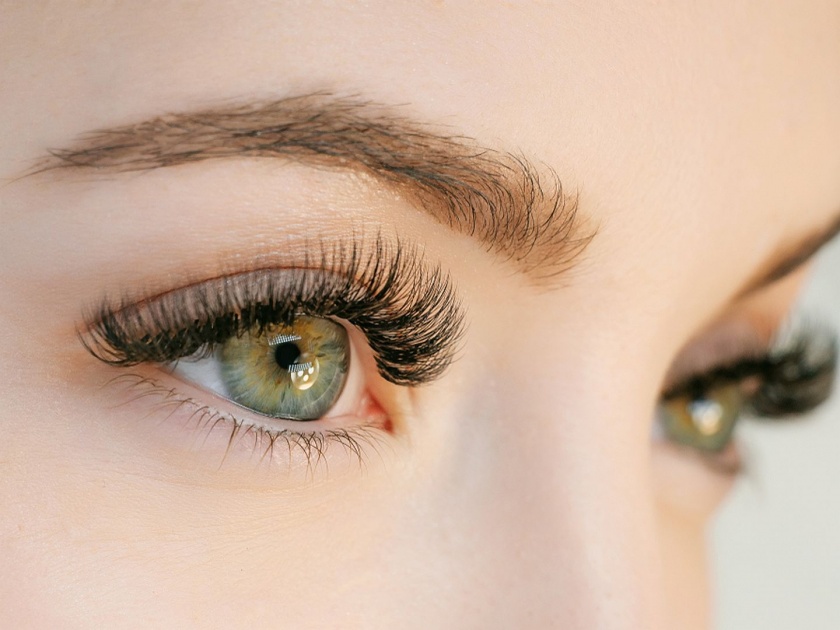 How to get thick and long eyelashes | डोळे सोडा 'हे' उपाय कराल तर तुमच्या पापण्यांच्या प्रेमातही पडतील बघणारे!
