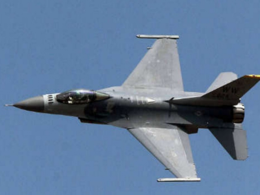 Pakistan violated the terms of the F-16 aircraft: karnal Arvind Joglekar | पाकिस्तानने एफ १६ विमानासंदर्भातील अटीचा केला भंग : कर्नल अरविंद जोगळेकर