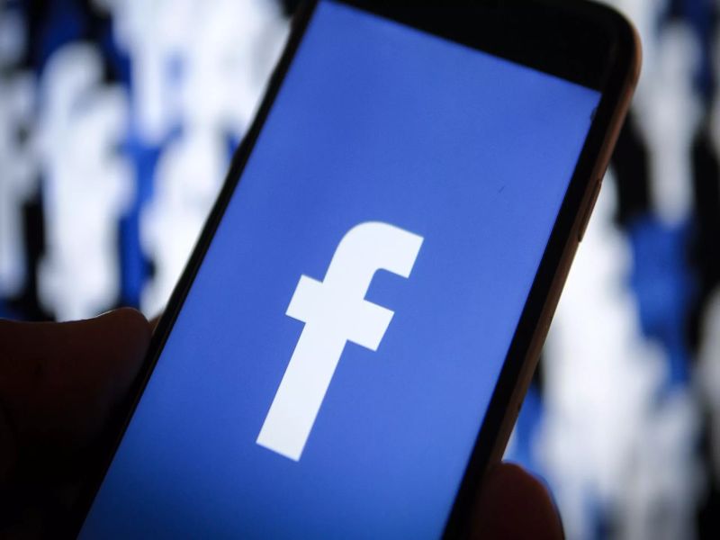 Today's headline: How much to trust Facebook? | म्हणे, समुद्रातील घाण येऊ देणार नाही...; फेसबुकवर कितपत विश्वास ठेवावा?