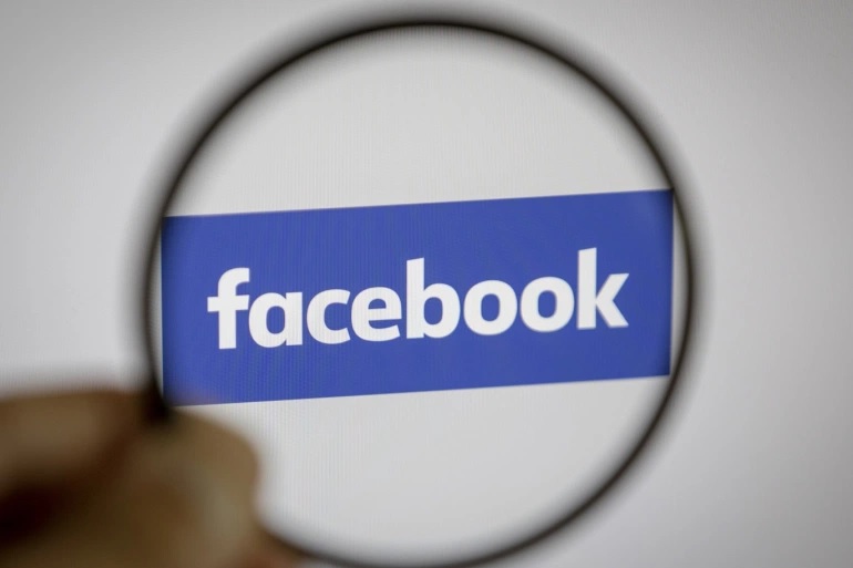 Britain fines Facebook £50.5 mn over Giphy takeover breach | UK Fines Facebook : ब्रिटनने फेसबुकला 500 कोटींपेक्षा जास्त दंड ठोठावला, जाणून घ्या कारण