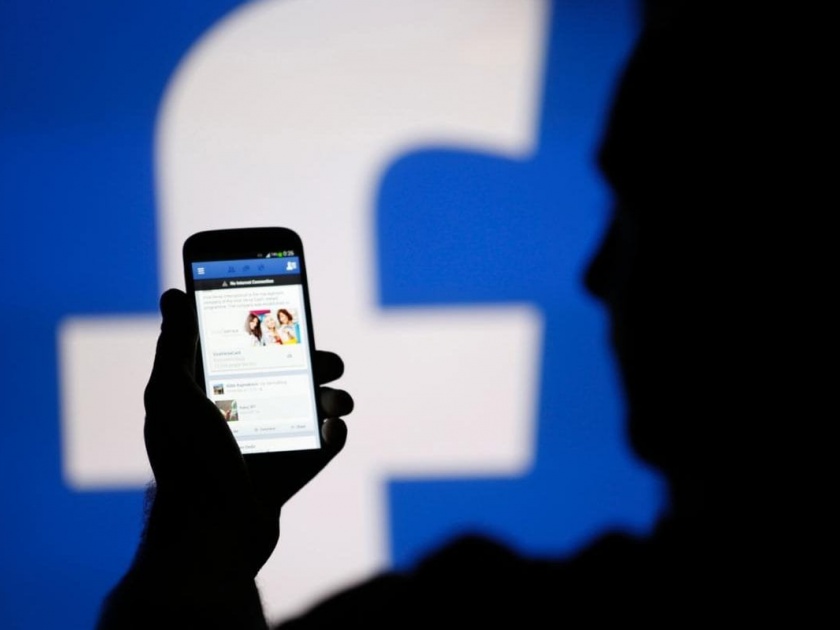 One offense for uploading loud videos on Facebook | फेसबुकवर अश्लिल व्हिडीओ अपलोड केल्याप्रकरणी एकावर गुन्हा