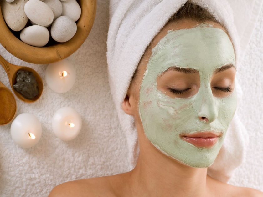 Summer skin care tips home made face pack for oily dry combination and sensitive skin type to get | उन्हाळ्यामध्ये टॅन-फ्री त्वचेसाठी हे 8 होममेड फेस पॅक; स्किन टाइपनुसार करा निवड 