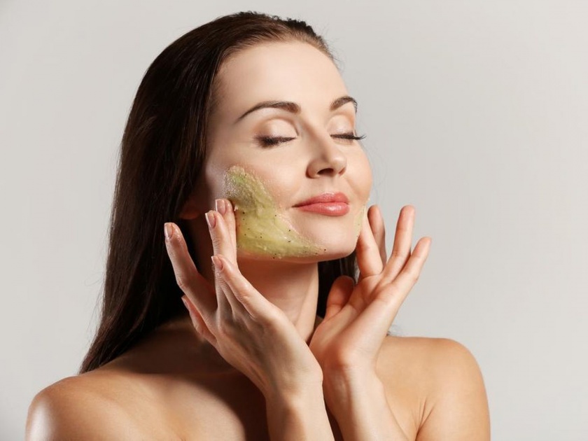 Banana face mask to get rid of dry skin | हिवाळ्यात कोरड्या त्वचेला म्हणा बाय; वापरा केळ्याचे फेसपॅक