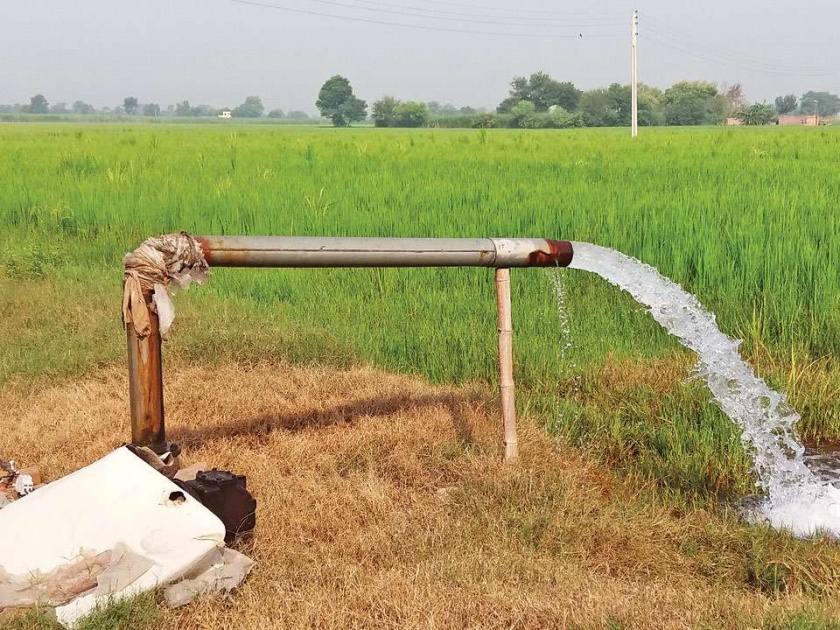  Gaudbangal for the permission of water; | पाणी परवानगीचे गौडबंगाल, ५७९ शेतकऱ्यांचे अर्ज धूळखात