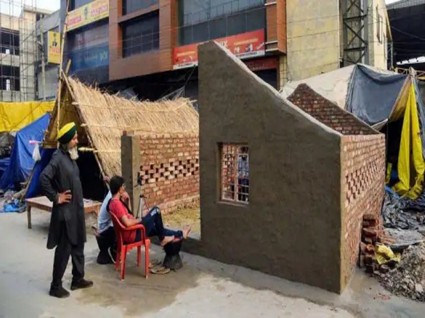 farmers started building pucca houses to protect themselves from heat also plan to install ac farmers protest 100 days | गरमीपासून बचावासाठी आंदोलनस्थळी शेतकऱ्यांकडून पक्क्या घरांची बांधणी