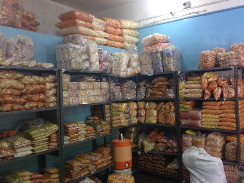 fda action on shop in ulhasnagar farsan of more than 35 thousand seized | उल्हासनगरातील दुकानावर एफडीएची कारवाई; ३५ हजारांपेक्षा जास्तचे फरसाण जप्त