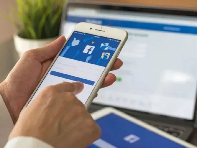 Reliance and Facebook come together to create a ‘super app’ rkp | Facebook आणि Reliance संयुक्तरित्या आणणार 'Super App'