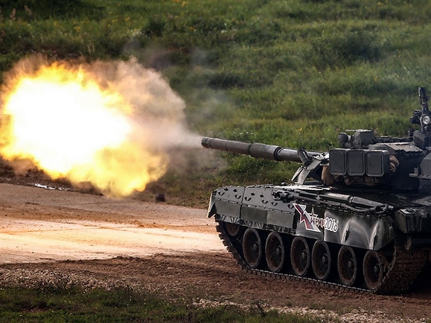 Russian military base in Tajikistan will get 30 modern tanks by year-end | Afghanistan: तालिबानसोबत युद्धाची तयारी? रशिया ताजिकिस्तानमध्ये 30 अत्याधुनिक रणगाडे पाठविणार