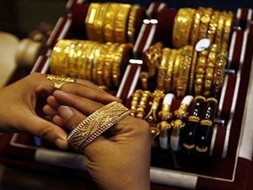 fall of three thousand in the price of silver | Gold, Silver Rates: सोन्या, चांदीचे दर कमालीचे गडगडले; चांदीमध्ये तीन दिवसात दहा हजारांची कपात